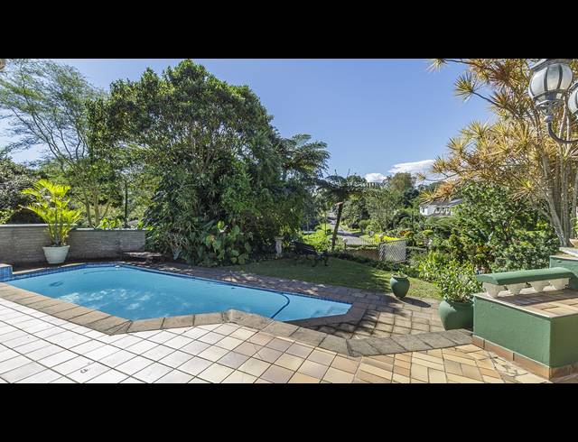 4 BEDROOM HOUSE FOR SALE IN KLOOF